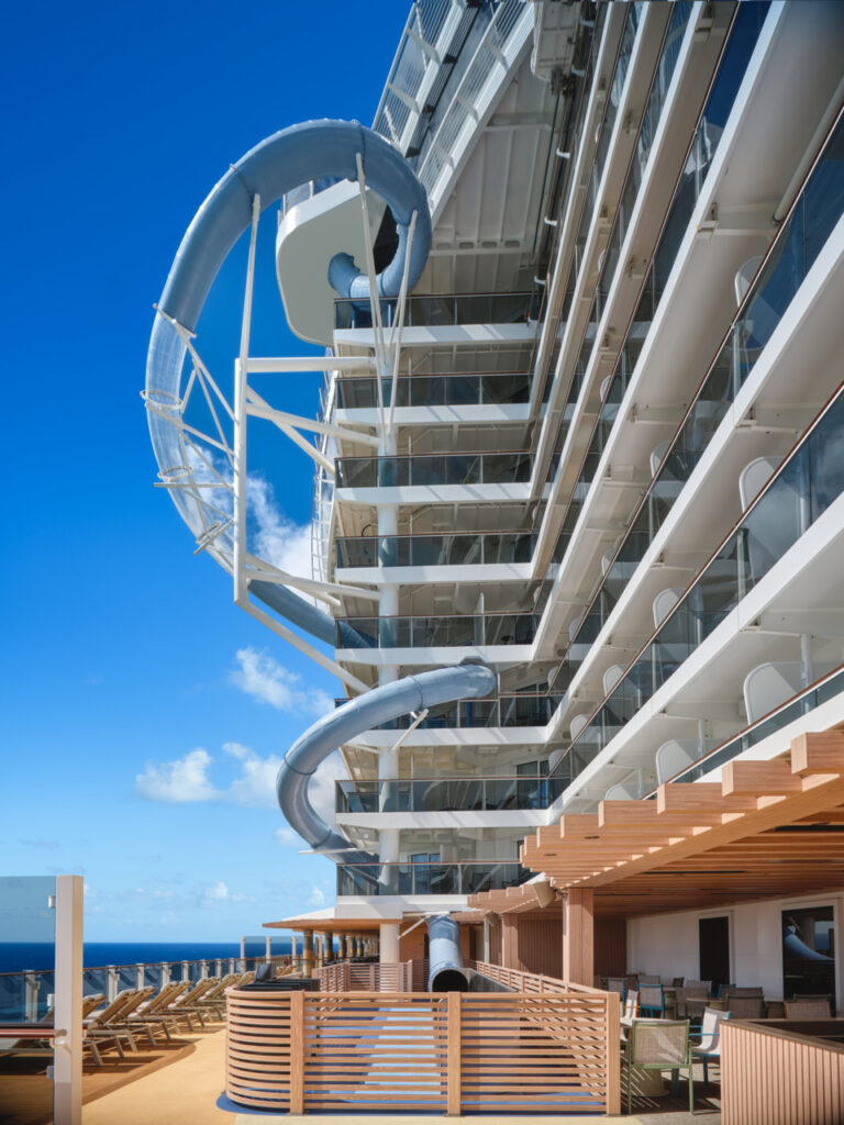 Drop slide on NCL Luna