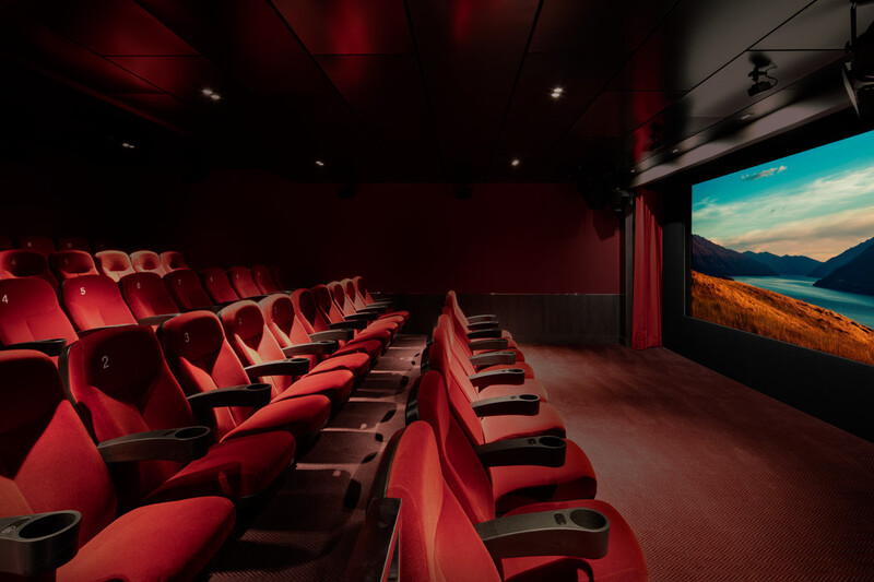 Iona's cinema - Ocean Studios