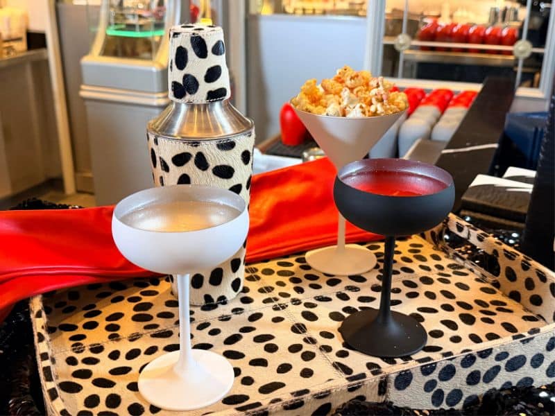 De Vil’s cocktails