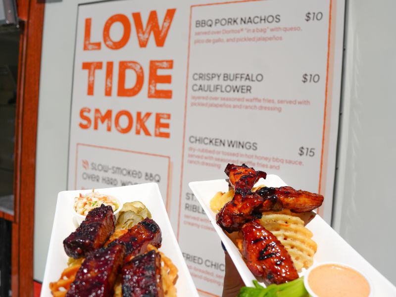 Norwegian Cruise Lines Great Tide Waterpark Low Tide Smoke Food