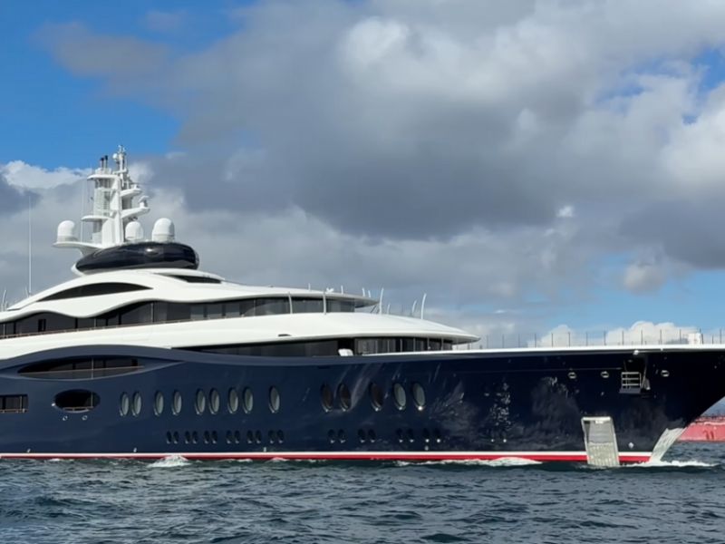 Launchpad Yacht