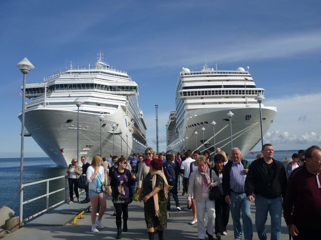 cruise ships in port