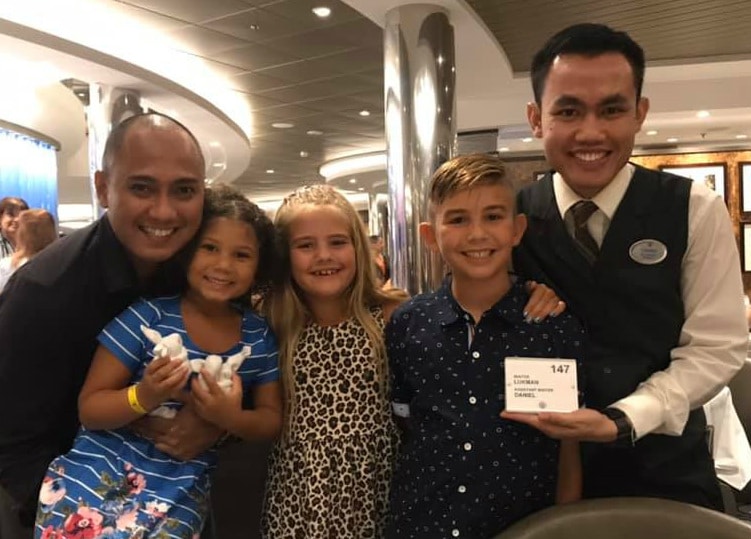 kids with waiters on Harmony of the Seas