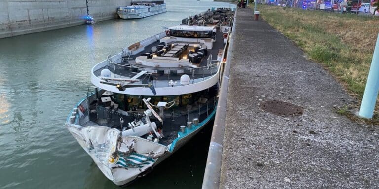 Anna Katharina River Ship Crash