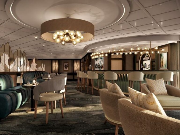 What Sets Azamara Apart In The World Cruise Market