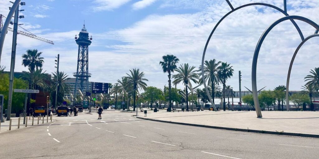 barcelona cruise port luggage