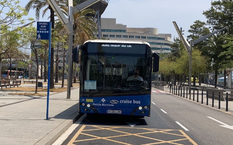 Barcelona cruise bus
