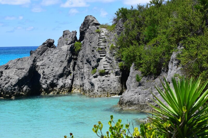 Beautiful rock formations in Bermuda