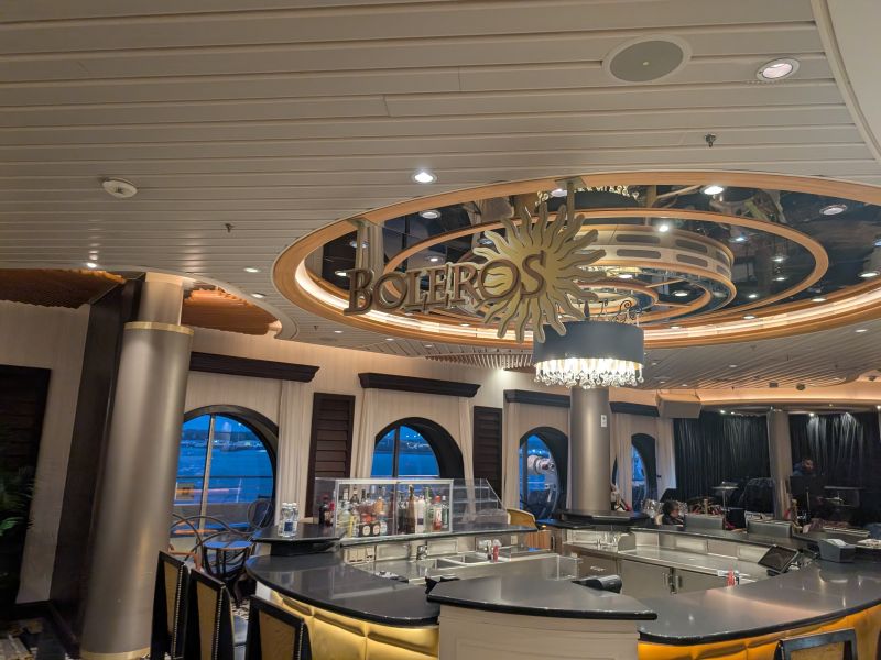 Boleros Independence of the Seas