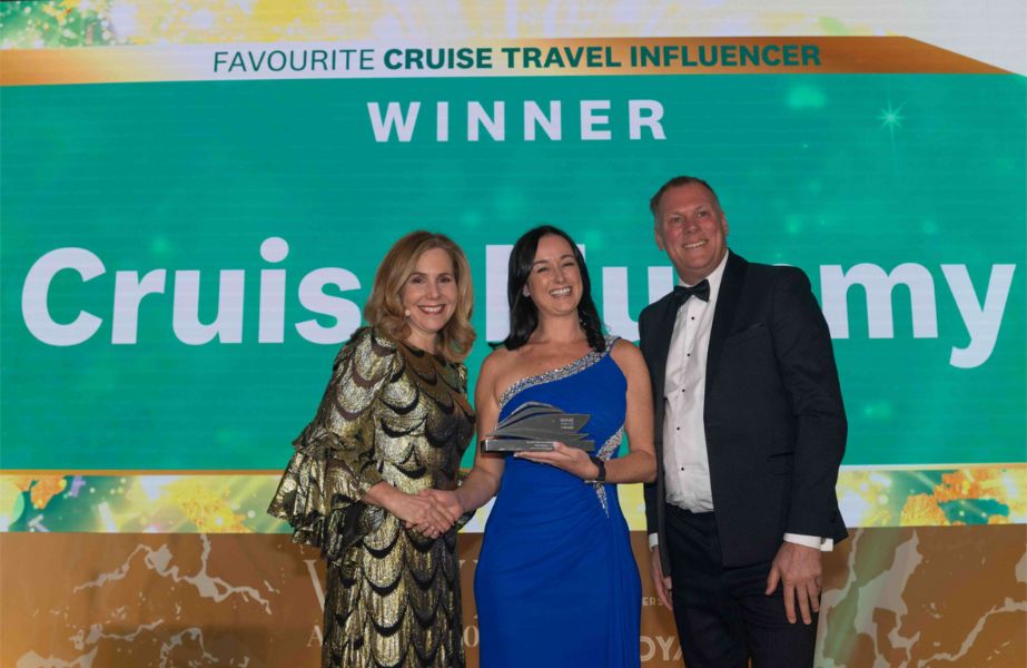 Cruise Mummy accepting the award for Favourite Cruise Travel Influencer at the Wave Awards  2025