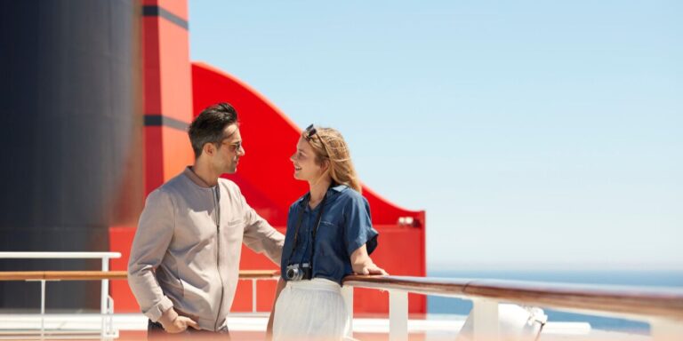 Can You Wear Jeans On A Cunard Cruise?