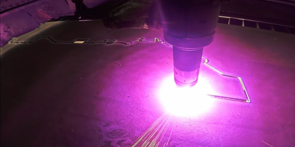 名人 Xcite 钢铁切割