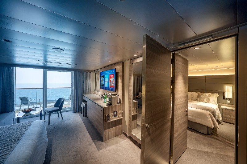 Connecting cabins MSC World Europa