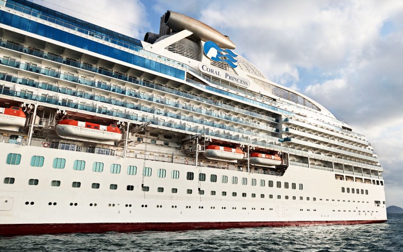 Cabins behind lifeboats on Coral Princess