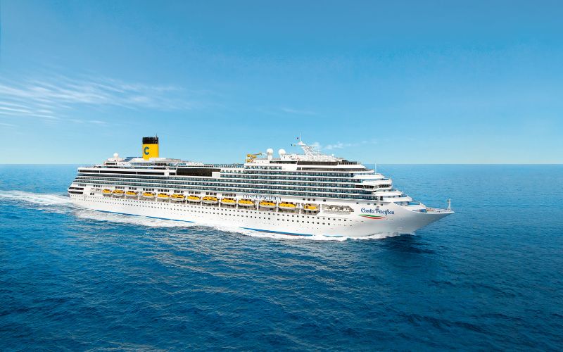 The 12 Worst Cruise Ships (According to Real Reviews)