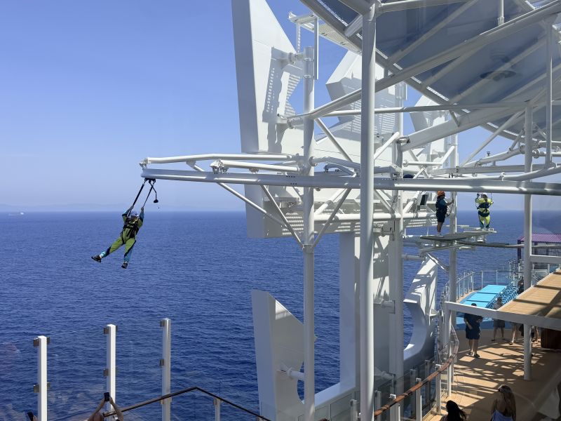 Crowns Edge Legend of the Seas