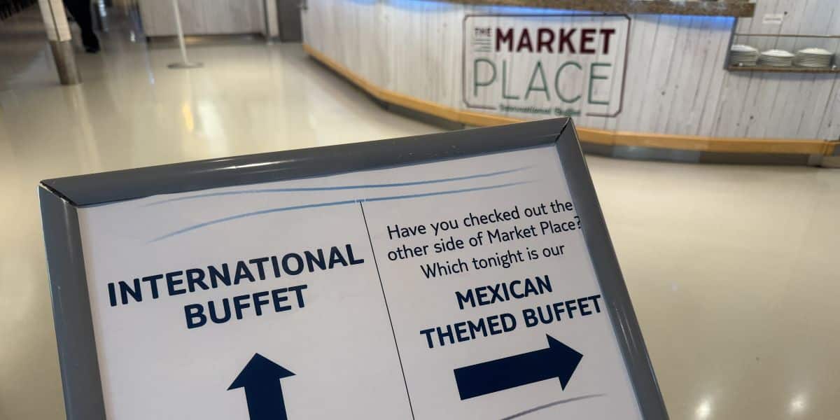 Cruise Buffet