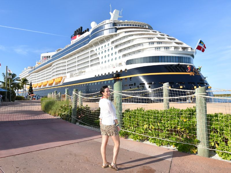 Cruise Mummy with Disney Treasure at Castaway Cay
