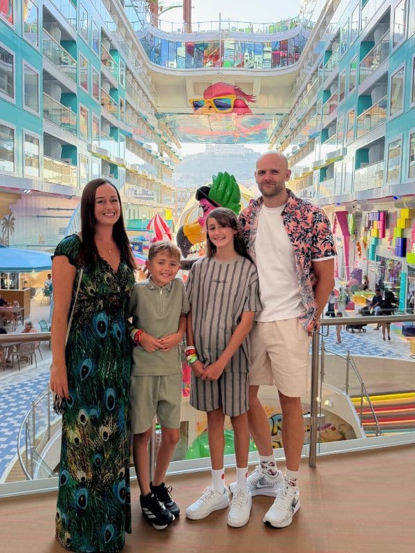 Cruise Mummy with family in Surfside on Legend of the Seas