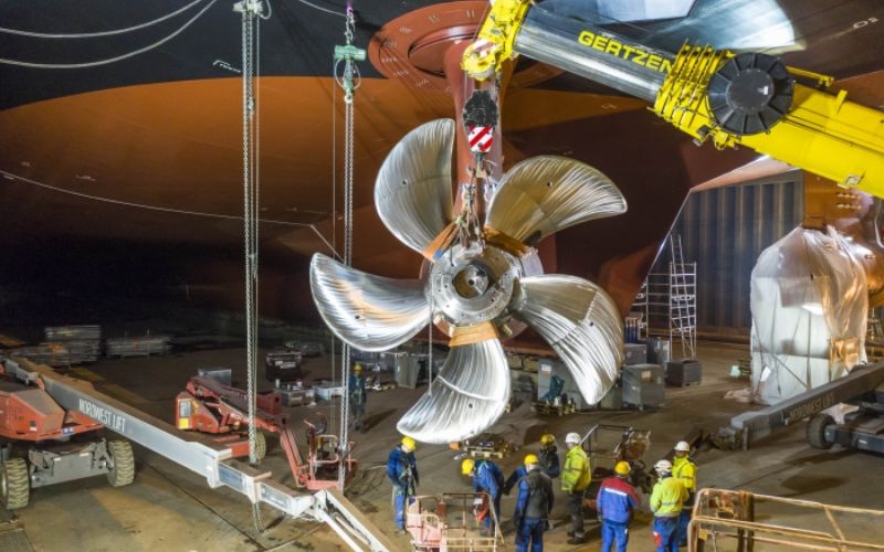 cruise ship propeller