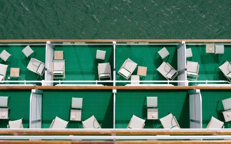 Cruise balconies