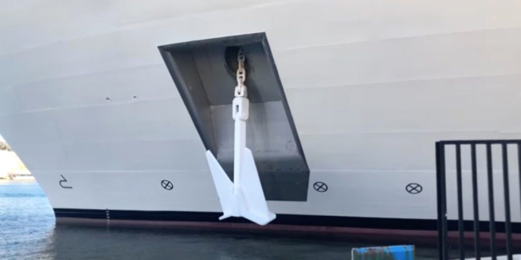 Cruise ship anchor