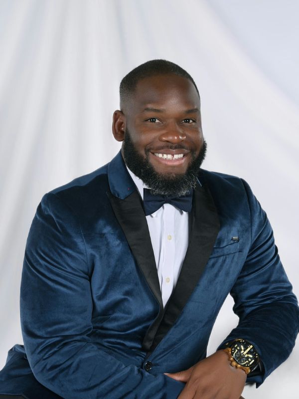 DEAN POMPEY