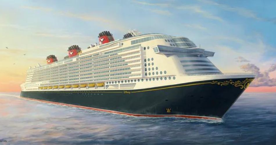 Disney cruise ship