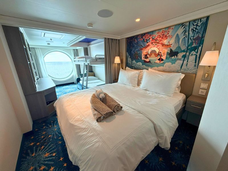 Disney Destiny Deluxe Oceanview Stateroom (Categories 9A–9D)