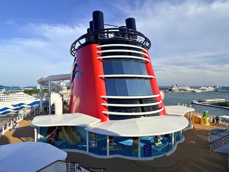 Disney Destiny Tower Suite (Category 1A)