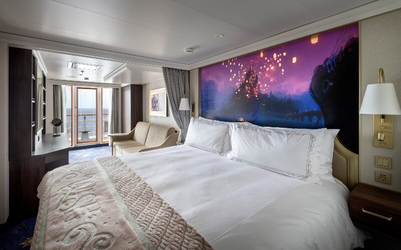 Disney Wish Deluxe Oceanview Stateroom with Verandah