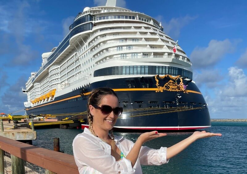 Disney cruise ship size