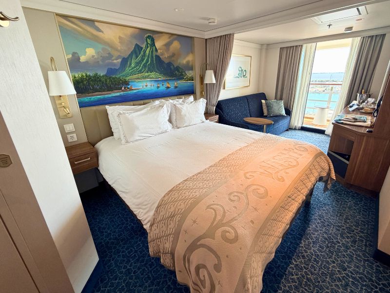 Disney Wish balcony stateroom
