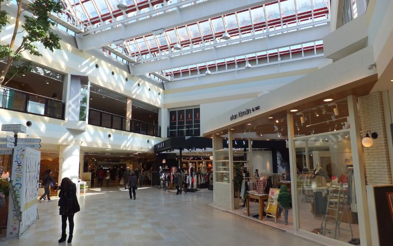Dolphin Shopping Mall