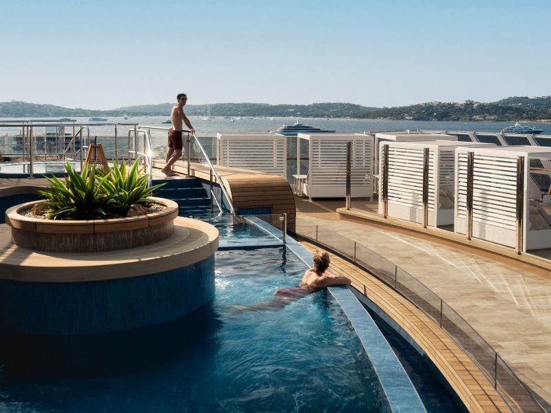 Explora III Astern Pool