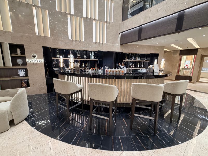 Explora III Lobby Bar