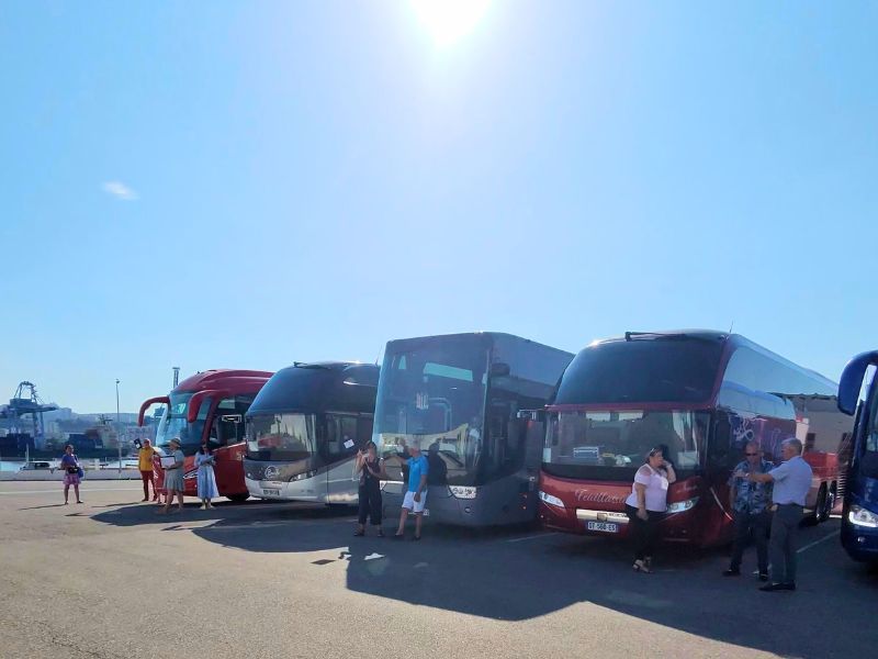 shuttle buses