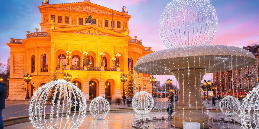 Festive river cruise