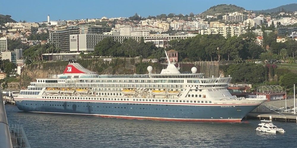 Fred Olsen Balmoral ship