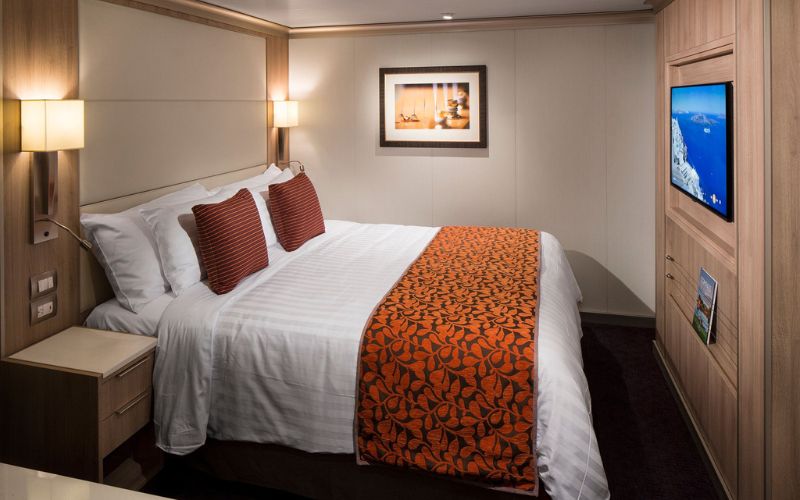 MS Koningsdam Interior Stateroom