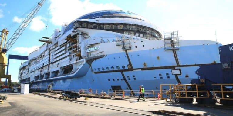 Hero of the Seas Hull Meyer Turku Shipyard