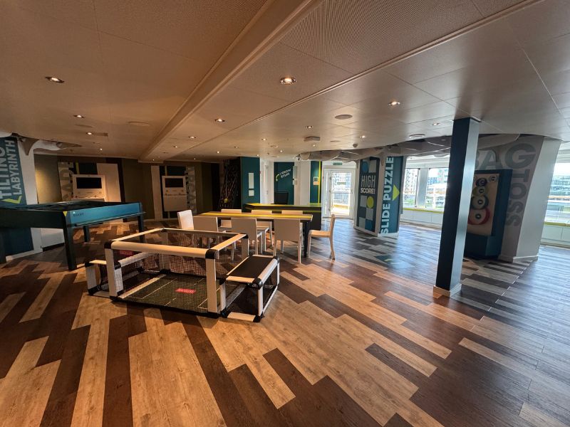 Holland America KIds Club