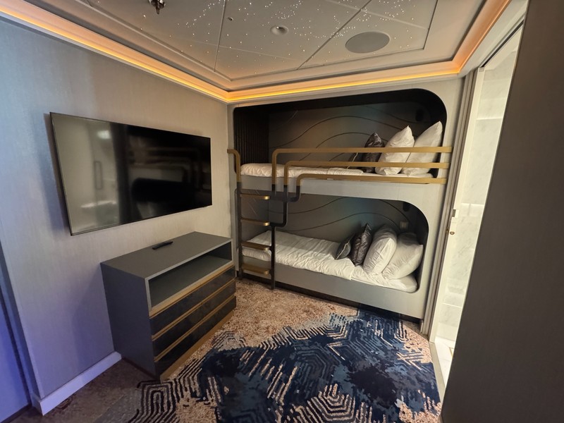 Tomorrow Tower Suite kids room