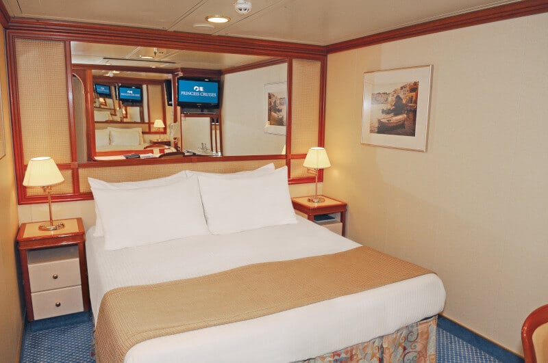 Island Princess Inside Cabin