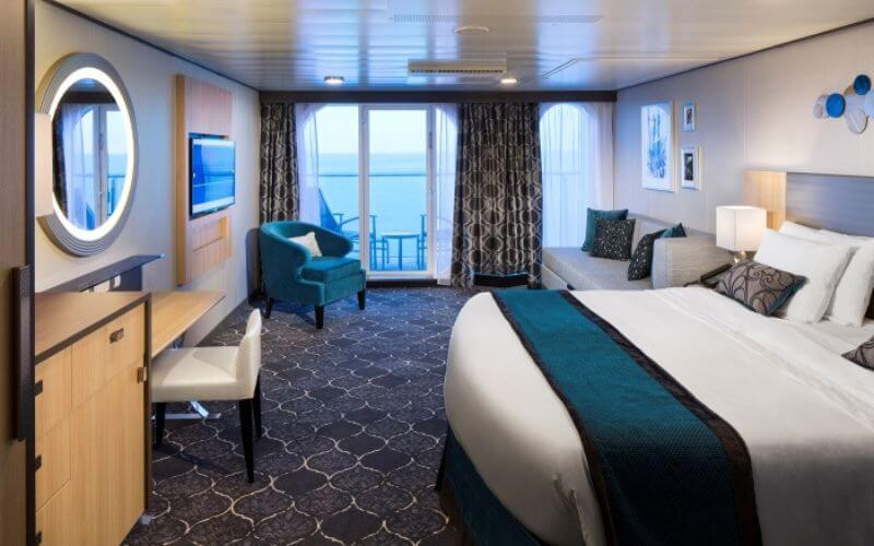 cruise ship bedroom
