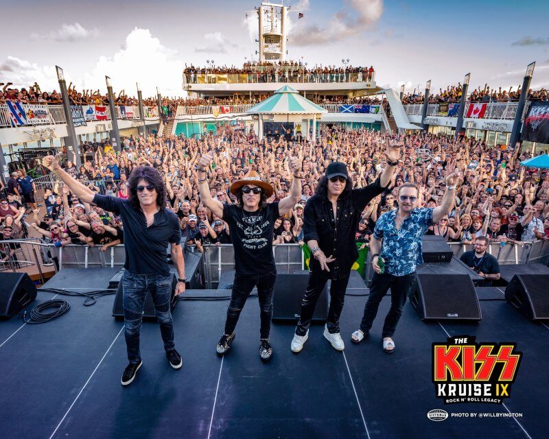 The Kiss Kruise