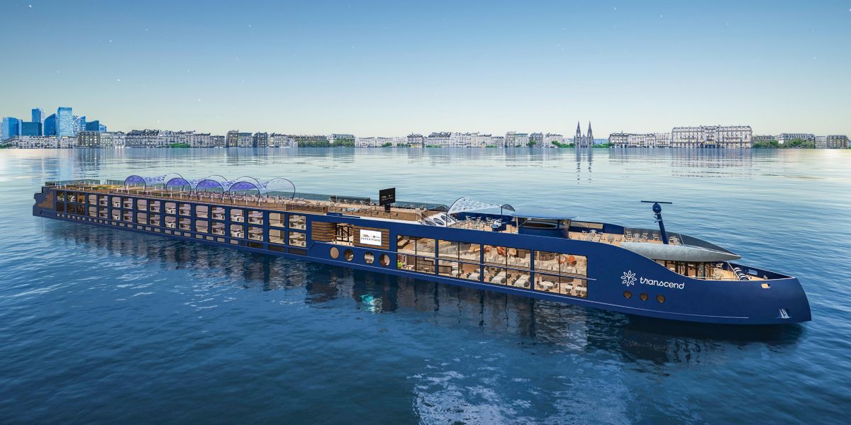 Lindblad Expeditions Connect Ship