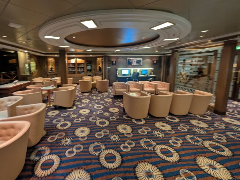 Library on Independence of the Seas