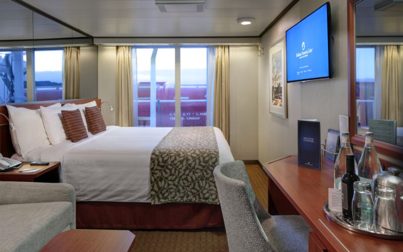 Nieuw Amsterdam Obstructed Ocean View Stateroom