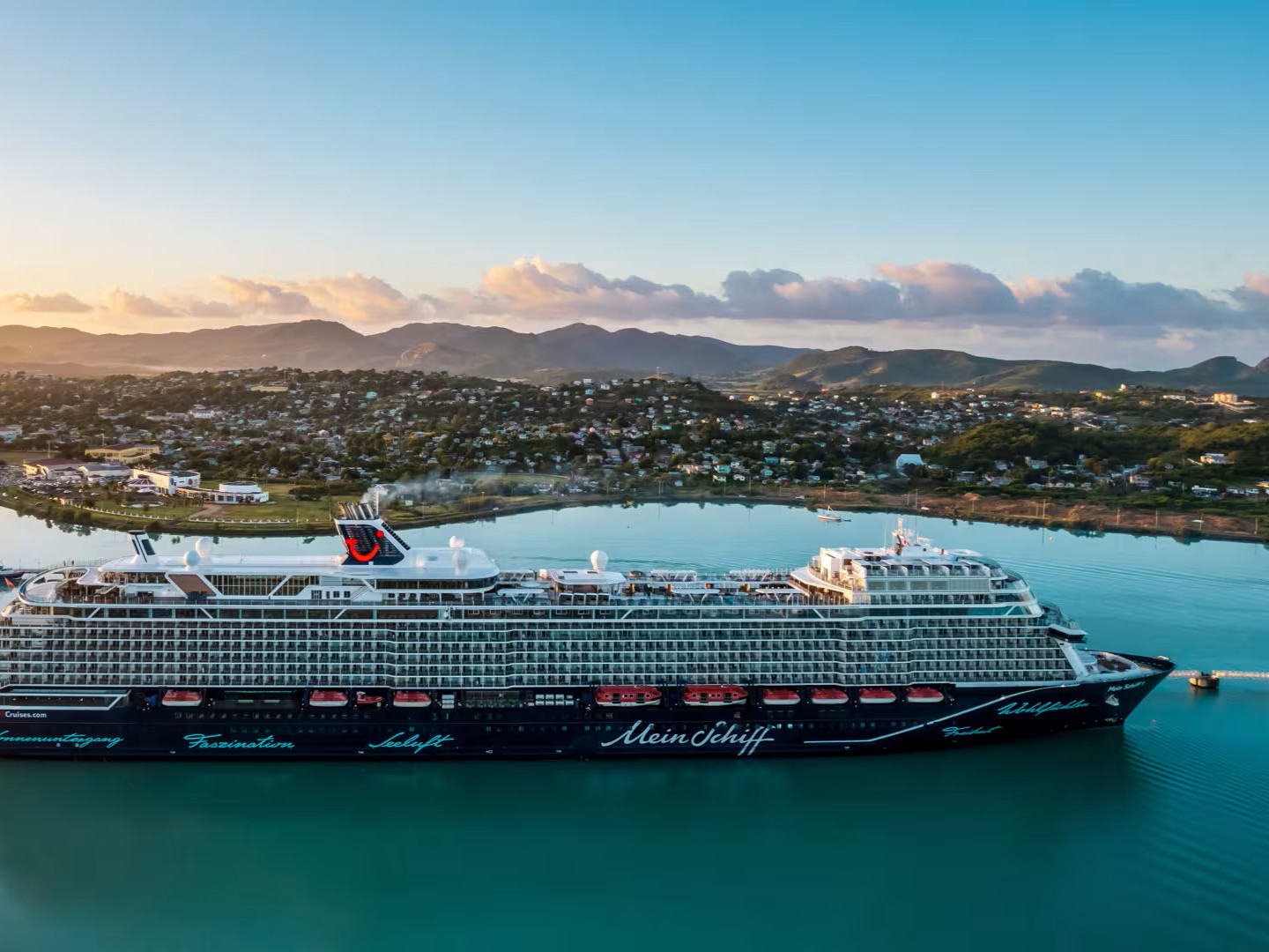 Mein Schiff 1